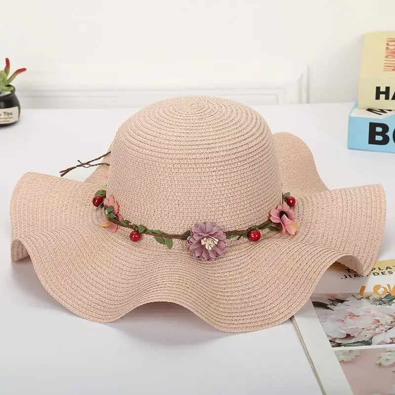 Women's Fashionable Big Brim Wave Sunshade Hat