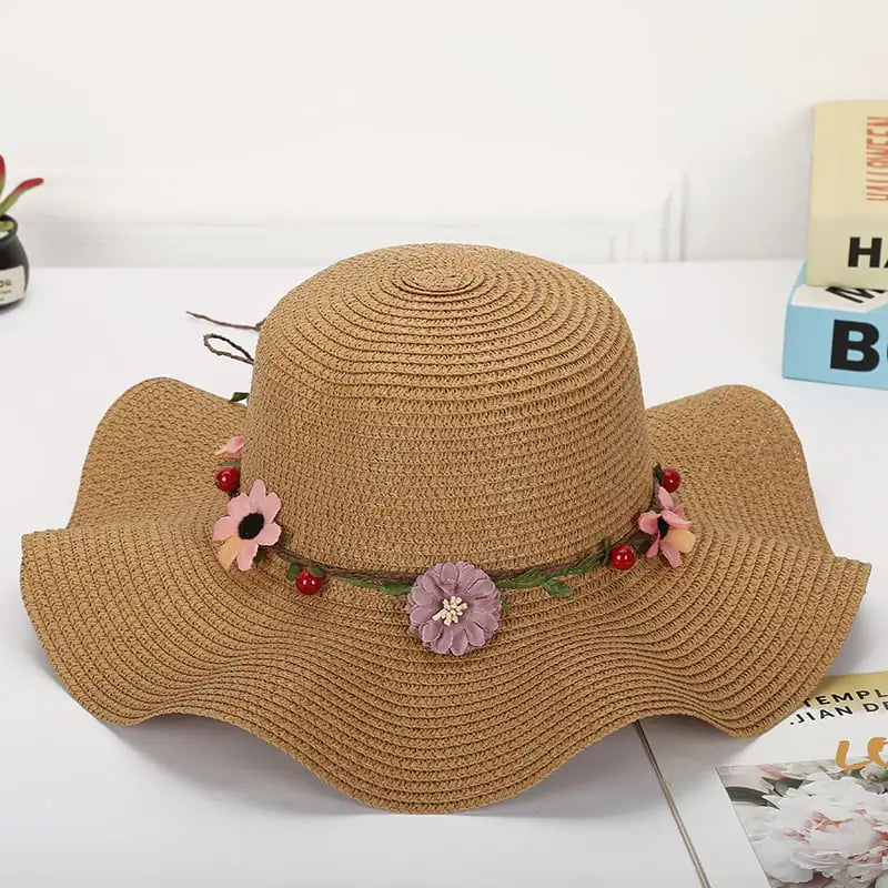 Women's Fashionable Big Brim Wave Sunshade Hat
