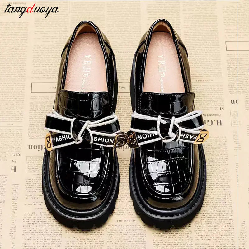 Retro Mary Jane Platform Shoes for Women in Black Leather